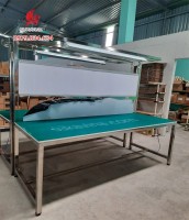 Chuyên gia công bàn thao tác nhà máy