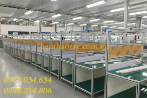 Sukavina cung cấp bàn thao tác làm việc Visip 2 Sukavina cung cấp bàn thao tác làm việc Visip 2